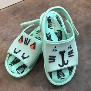 Mini Melissa’s size 7